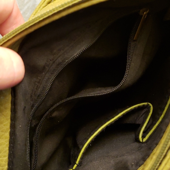 Womens vegan crossbody - Picture 6 of 8